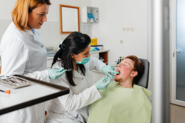Best Emergency Denture Repair in Zephyrhills, FL